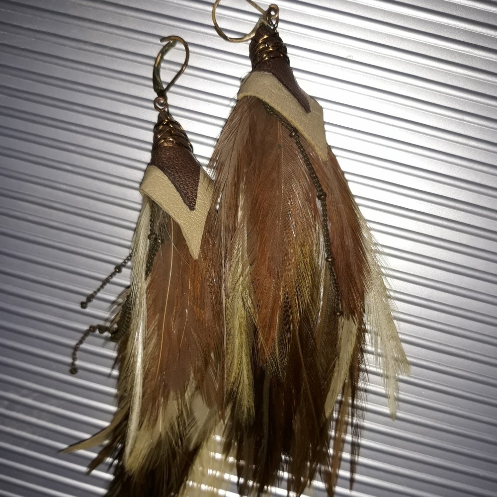BOHO feather/leather earrings